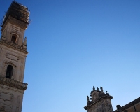 campanile-duomo-lecce-cielo-blu